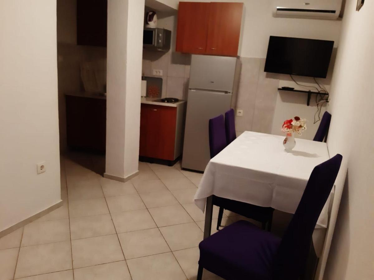 Apartments Knezic Игране Экстерьер фото