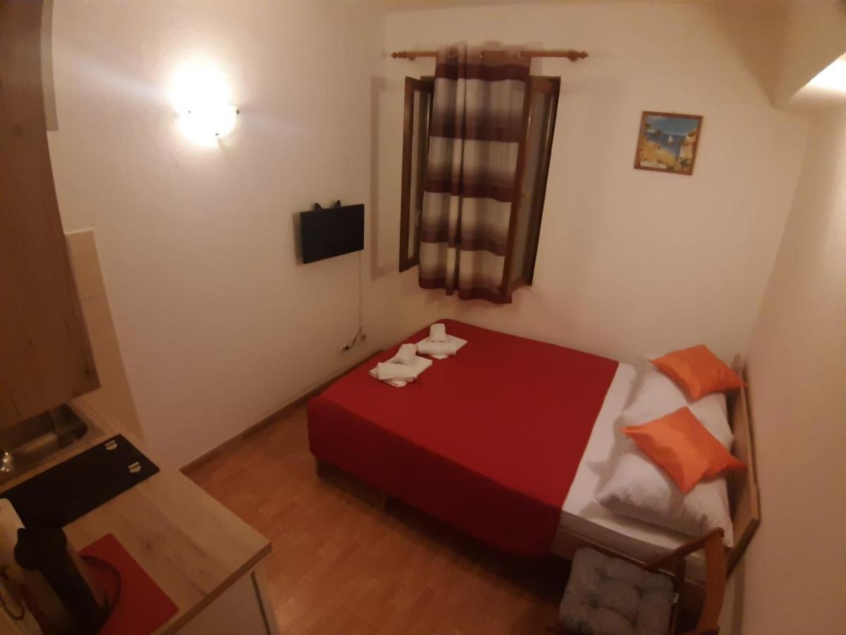 Apartments Knezic Игране Экстерьер фото